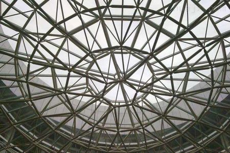 球型钢结构网架施工质量问题的主要原因